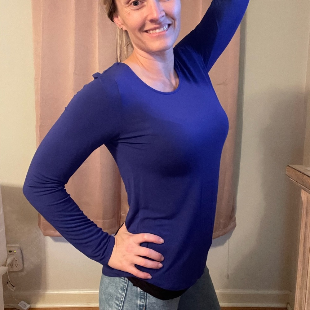 Women's Blue Long Sleeve Top